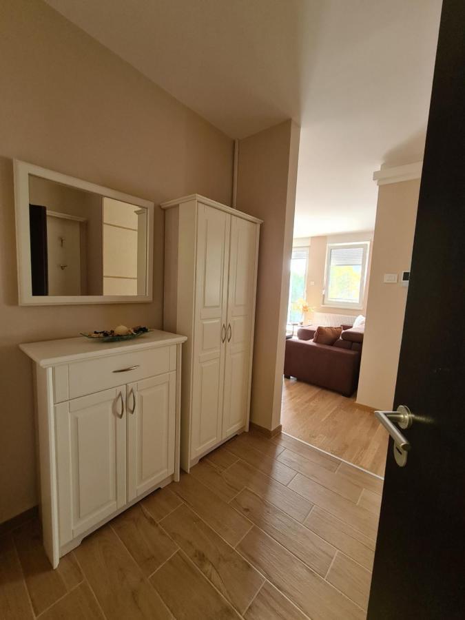 Appartement Stella à Subotica Extérieur photo